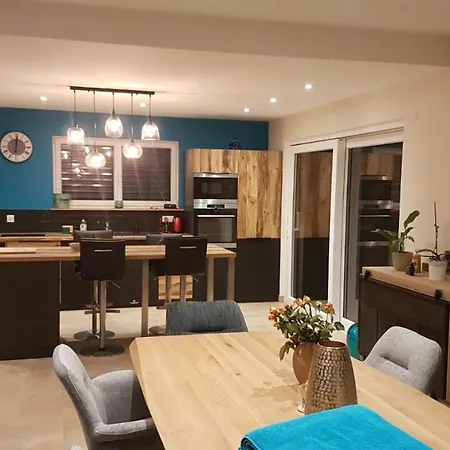 Superbe Maison Jacuzzi+piscine Au Coeur Des Vignes *